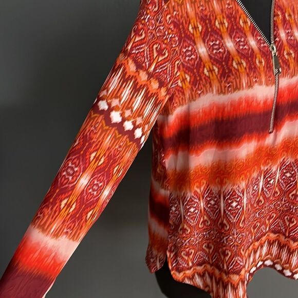 Zac & Rachel shades of red/orange silky crepe zipper neckline top. Medium. - Picture 3 of 5